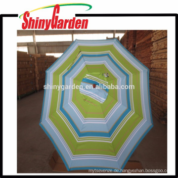 2.3M hölzerner Strand-Regenschirm 200G Polyester UV 50+ mit spezieller Neigung